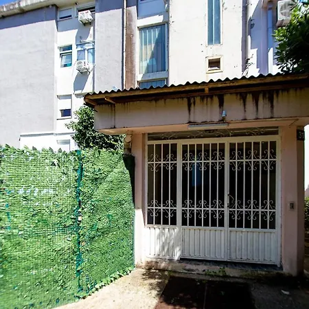 Newly Refurnished With Large Garden Apartment Budva