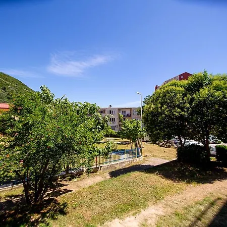Newly Refurnished With Large Garden Apartment Budva